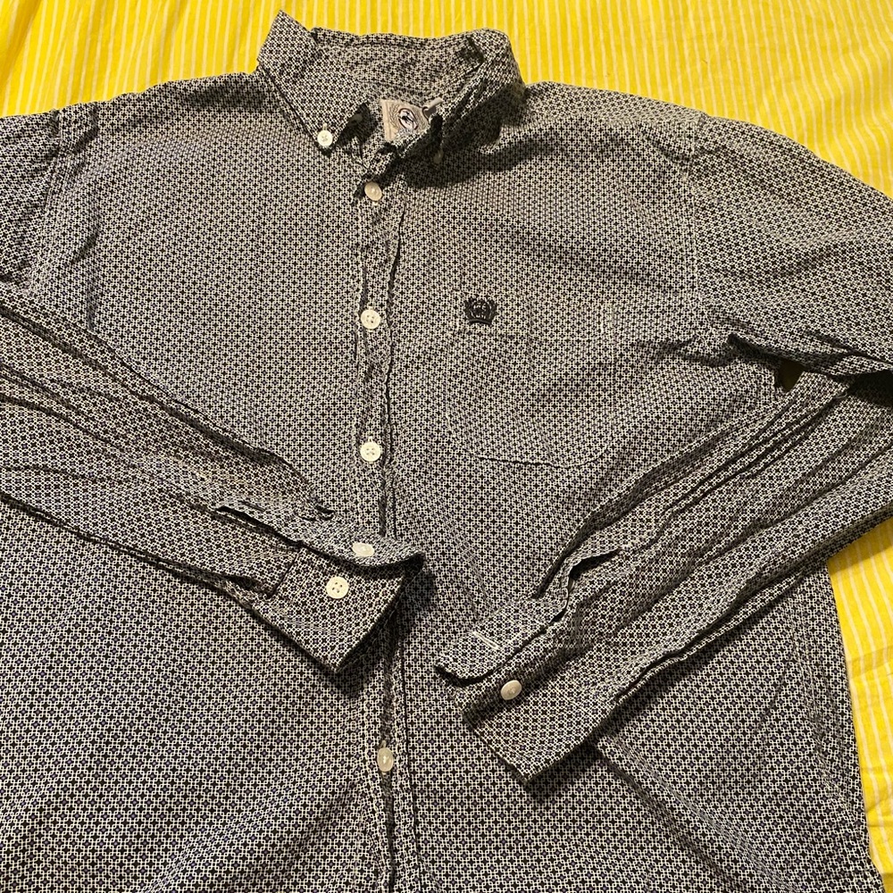 Boys large Cinch shirt